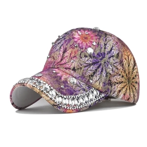 Floral print baseball cap with rhinestones in purple and pink for outdoor leisure