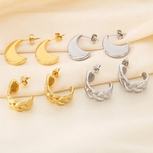 Boucles D'Oreilles Créoles En Forme De Croissant De Lune Et De C Torsadé Acier Inoxydable Plaqué Or 18K Pour Femmes