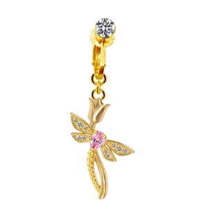 Détail macro d'un piercing nombril libellule doré avec gemme rose et cristaux blancs