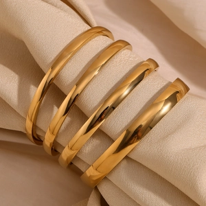 Set di bracciali minimalisti in acciaio inossidabile placcato oro 18K su tessuto