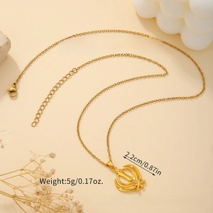 Detailed view of gold Khanda pendant necklace with dimensions 45+7cm and weight 5g