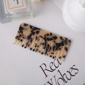 Tortoise shell cellulose acetate wide tooth comb for detangling curly hair