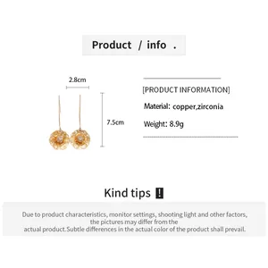 Detailed size chart for 18K gold plated hollow flower earrings with zircon measurements