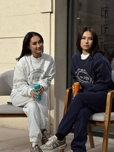 Damen Herbst Sportanzug mit Rundhals-Sweatshirt und Jogginghose im Streetwear-Stil