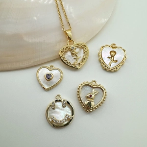 18K gold plated copper jewelry set with natural shell heart, flower and rabbit charms