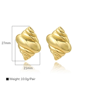 Minimalist 18k gold plated spiral conch shell stud earrings with dimensions and weight
