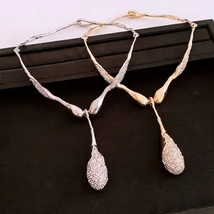 Collier Pendentif Goutte D'eau Strass Luxe Style Métal Liquide Alliage Ras Du Cou Organique Irrégulier Bijoux Femmes Accessoire
