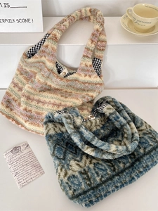 Women Retro Plush Tote Bag Large Capacity Geometric Pattern Faux Fur Shoulder Bag With Checkered Lining Winter Casual