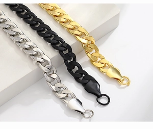 Detailed comparison of gold, silver and black Cuban link bracelets with lobster clasps