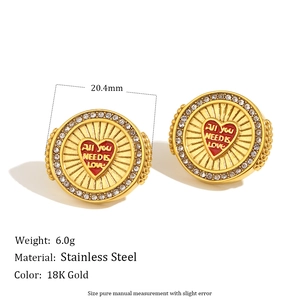 Detail of 18K gold plated stainless steel heart earrings with crystals and dimensions