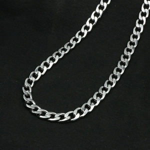 Classic silver-tone stainless steel Cuban curb chain necklace for hip hop style fashion