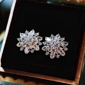 Luxury Copper Snowflake Flower Stud Earrings With 925 Sterling Silver Post Rhinestone Crystal Christmas Tree Snowman Jewelry
