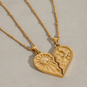 Collier cœur séparable soleil et lune en acier inoxydable plaqué or 18 carats