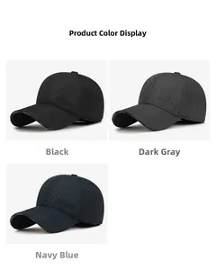 Dettaglio della trama trapuntata e ricamo sport su cappelli invernali in tre colori
