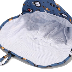 Kids navy sun hat with lion print, mesh lining and neck flap for sun protection