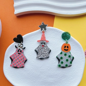 Cute Halloween acrylic glitter ghost earrings with pink wizard hat and pumpkin designs