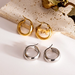 Orecchini A Cerchio Tondi Chic In Acciaio Inossidabile Placcato Oro 18K Stile Francese Geometrico Per Donna