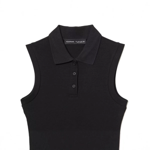 Damen Ärmelloses schwarzes Strickkleid in A-Linie mit klassischem Polokragen und Knopfleiste