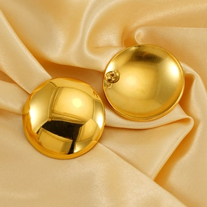 Boucles d'oreilles rondes géométriques en acier inoxydable doré 18 carats sur soie