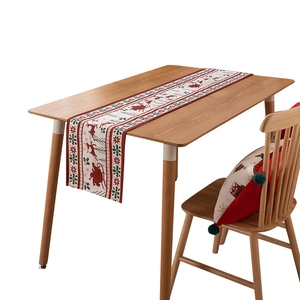 Chemin de table de Noël moderne avec imprimés rennes et flocons en coton et polyester