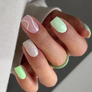 Natural Green Square Press On Nails With Glitter Wave Line Design For Women Simple Elegant Summer Manicure Nail Art Decoration