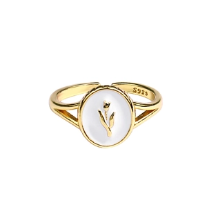 Retro 18k gold plated S925 silver ring featuring a white oval shell and tulip relief