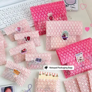 Pink heart-shaped bubble mailing bags for gift packaging and shockproof card protection