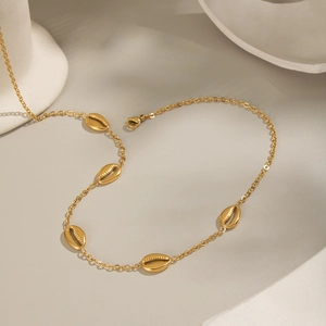 Minimalist 18K gold plated stainless steel chain with delicate shell pendants for women