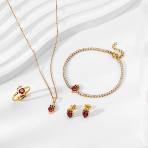 Luxury gold titanium steel jewelry set with red heart crown necklace bracelet and rings