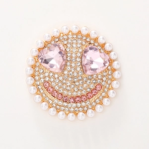 Sparkling crystal smiley face charm with pink heart eyes and pearl border for jewelry DIY