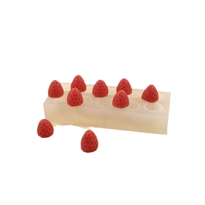 10-cavity strawberry silicone mold for aromatherapy candles and chocolate crafts