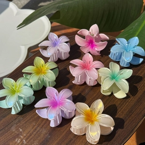 Summer Style Plumeria Flower Hair Claw Clip Resin Jelly Pearlescent Sweet High Ponytail Floral Hair Accessories For Women