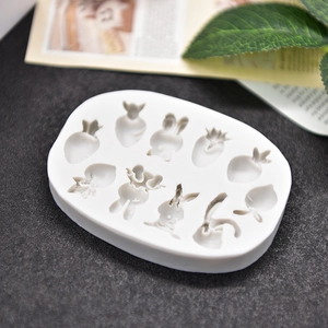 Rabbit and carrot silicone mold for DIY baking, cakes, mousse, and chocolate desserts