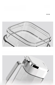 Detail of thickened glass seasoning bottle with silver ion antibacterial lid and handle