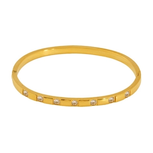 Luxury 18k gold plated stainless steel bracelet with seven sparkling inlaid crystals