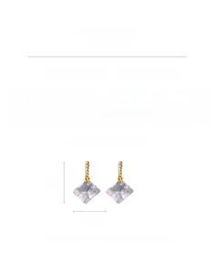 Detail view of square-cut zircon earrings with S925 silver pins and 2.7x1.5cm dimensions