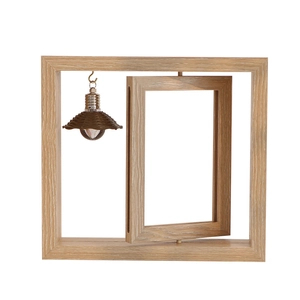 Rotating double-sided wooden photo frame with vintage pleated lamp in light wood finish