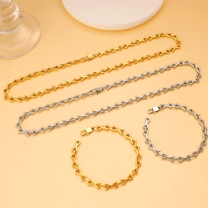 Parure de bijoux minimaliste en forme de X avec colliers et bracelets or et argent