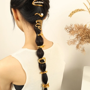 Titanium steel gold plated hair pins and clips set with pearls on braided hair