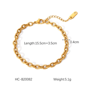 Detail of 18K gold plated stainless steel O-chain bracelet with size measurements