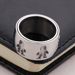 Double-layer stainless steel ring with cutout boy and girl figures in silver finish