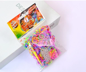 DIY colorful loom bands set including 600 pieces and a yellow plastic crochet hook tool