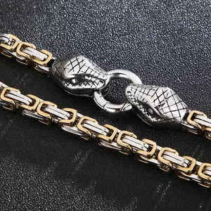 Collier serpent byzantin en acier inoxydable avec maillons or et argent pour homme