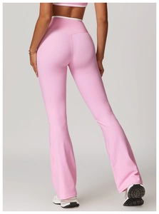 Rückansicht der rosa High-Waist Schlaghose für Yoga mit figurformenden Nähten