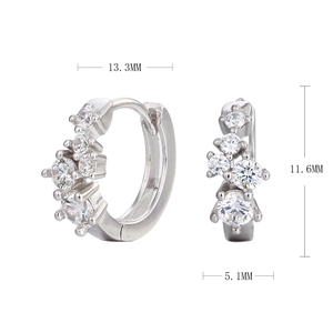 Detailed size specifications for S925 silver hoop earrings with clear zircon stones