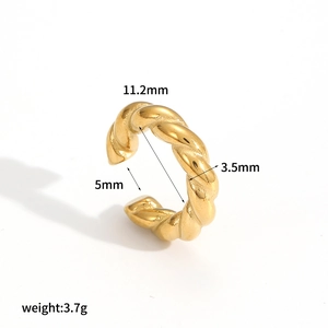 Technical dimensions of 18k gold plated twisted C-shape ear cuff with size measurements