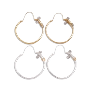 Boucles d'oreilles créoles géométriques minimalistes en or et argent avec clous décoratifs