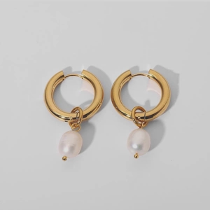 Stainless Steel Hoop Earrings With Freshwater Pearl Pendant 18K Gold Plated French Retro Geometric Jewelry For Women