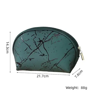 Shell-shaped makeup bag with marble pattern, 21.7cm length, weighing only 88g