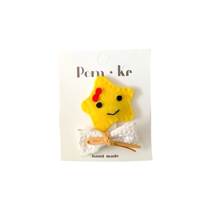 Cute star felt and white lace bow hair clip for girls, handmade with sweet smiling face